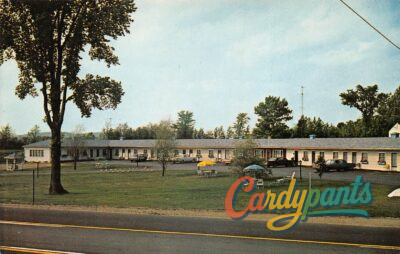 Manchester, ME Wishing Well Motel Route 202 Roadside View Postcard